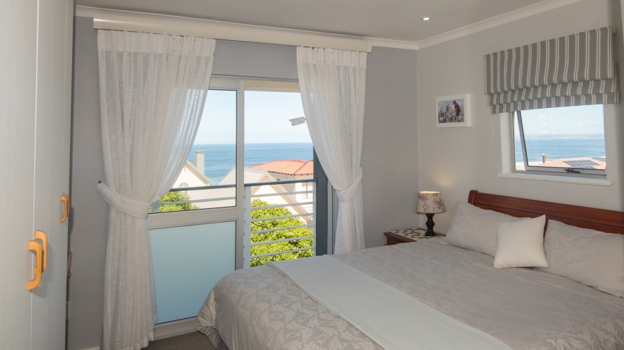 5 Bedroom Property for Sale in Hersham Western Cape